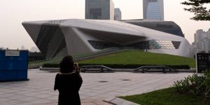 Splendorile arhitecturii   5 dintre cele mai futuriste clădiri din lume   Incredibilia.ro